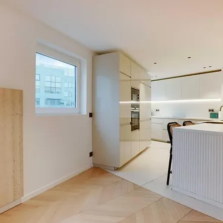 Luxury & Spacious Near Accor Arena & Bastille Appartement Charenton-le-Pont