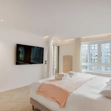 Luxury & Spacious Near Accor Arena & Bastille